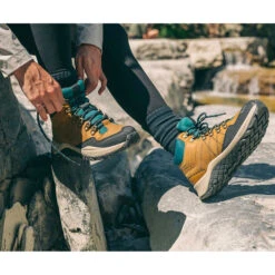 Wolverine Women's Luton Mid WP Outdoor Hiker Boot -Gold- W880386 11 Wolverine Women's Luton Mid WP Outdoor Hiker Boot -Gold- W880386 -Overlook Boots Online Shop W880386 PDP